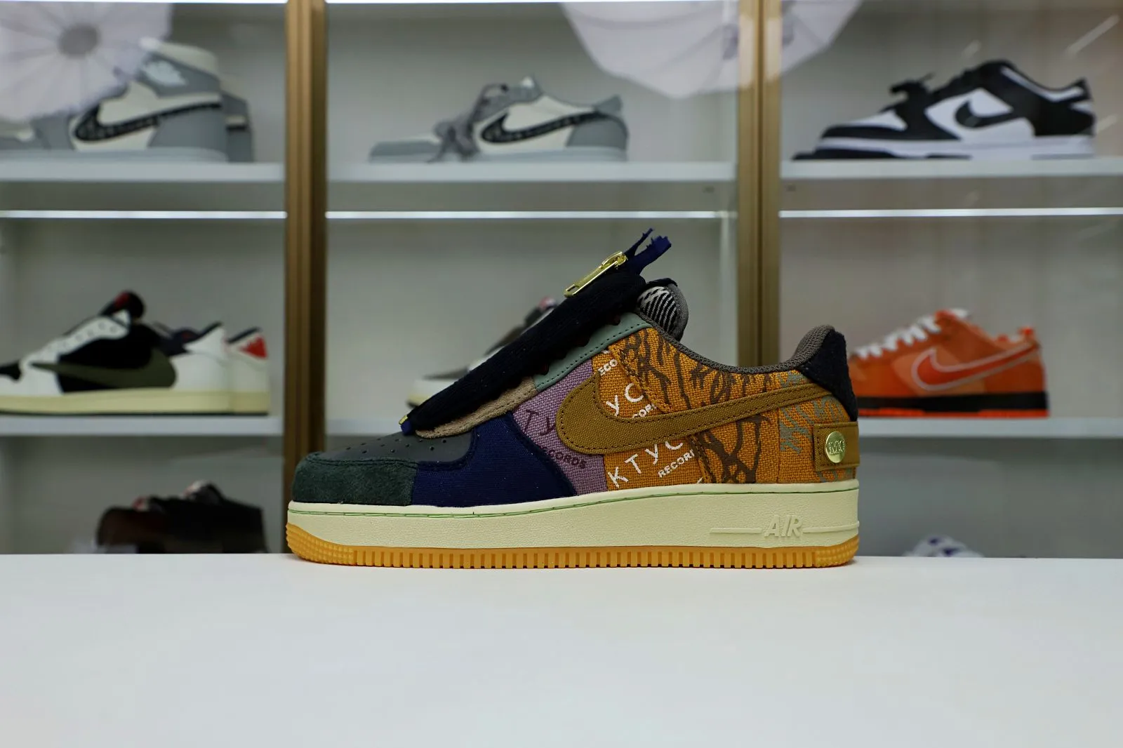 Cheap Kimikick TRAVIS SCOTT X AIR FORCE 1 LOW 'CACTUS 0113