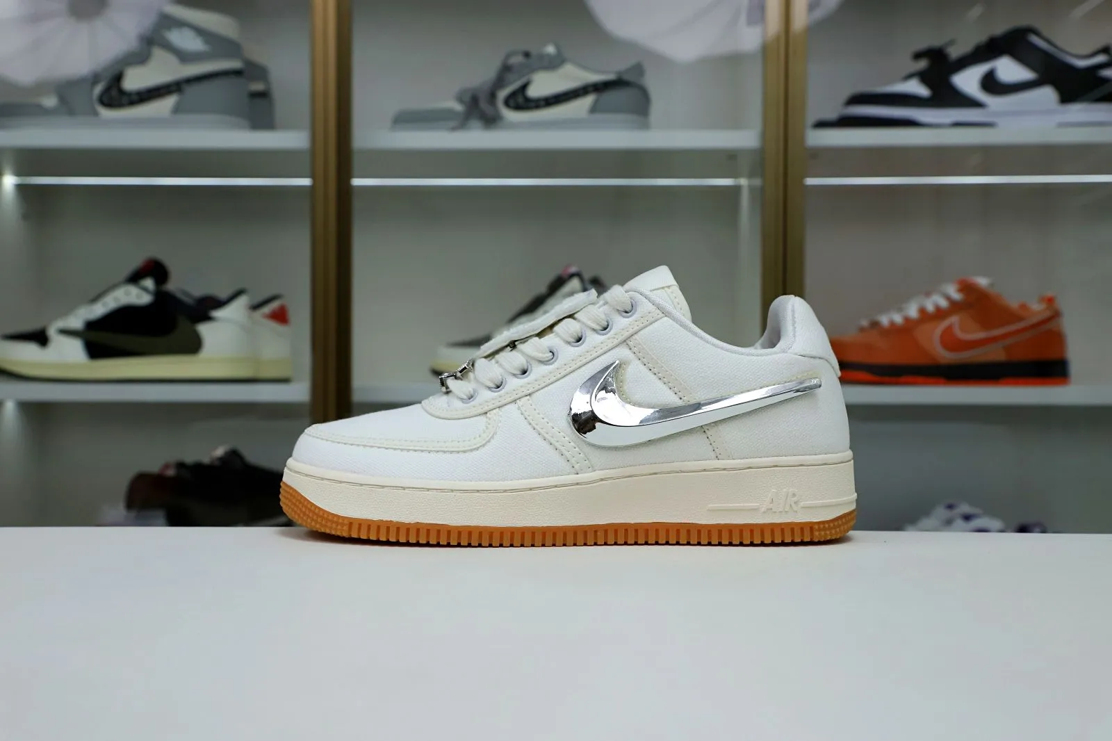 Rep Kimikick TRAVIS SCOTT X AIR FORCE 1 'SAIL' 0113